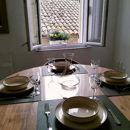 La Provence Vous Attend - 2ème étage * Digne-les-Bains